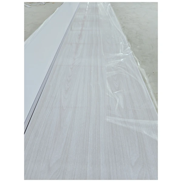 Folha de placa de parede do painel de teto de PVC Colômbia